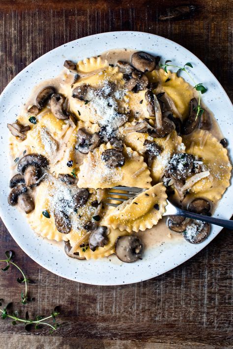 Sauce For Mushroom Ravioli, Mushroom Ravioli Sauce, Ravioli Sauce Recipe, Ravioli Sauce, Marsala Sauce, Mushroom Ravioli, Mushroom Cream Sauces, Creamy Garlic Sauce, Ravioli Recipe