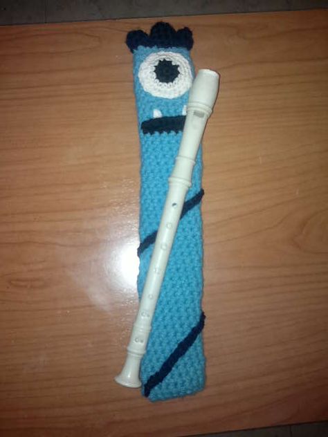 flute case! Tin Whistle, Homeschool Music, Crochet Case, Flute Music, Crochet Ideas, Crochet Projects, Knit Crochet, Chloe, Amigurumi