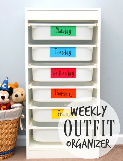 School Outfit Storage, School Week Outfit Organization, Organizing School Clothes For The Week, Organize Kids Clothes For The Week, Organize School Clothes For The Week, 5 Day Clothes Organizer Ideas, Kids Weekly Outfit Organizer, School Outfits Organization Ideas, Days Of The Week Outfits Organizer