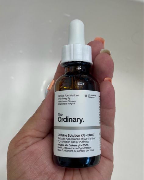 Dark Circles Serum, The Ordinary Eye Serum, Ordinary Eye Serum, Caffeine Eye Serum, The Ordinary Caffeine, Coconut Oil For Skin, Eye Drops, Eye Serum, Healthy Glow