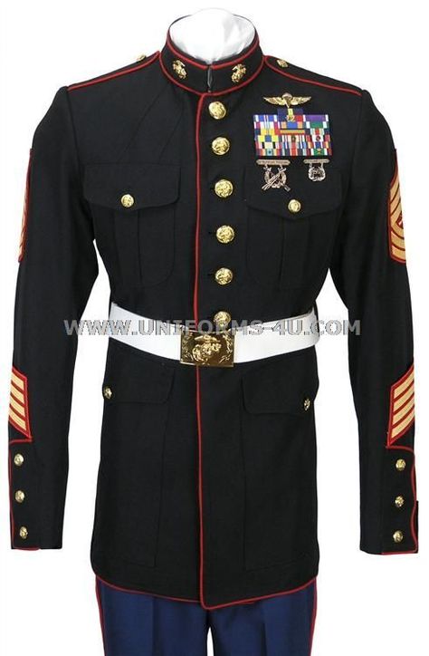 Us Marine Corps Uniforms, Dress Blues Marines, Marine Corps Dress Blues, Marines Dress Blues, Usmc Clothing, Usmc Dress Blues, Marine Corps Uniforms, Army Service Uniform, Usmc Uniforms