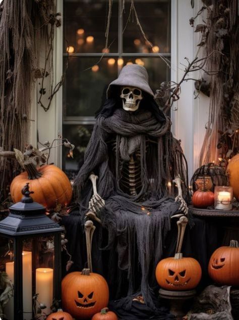 Pumpkins, Halloween, Halloween Decorations, Decoration Theme, Outdoor Halloween, Halloween Decoration, Halloween Decor, Skeleton