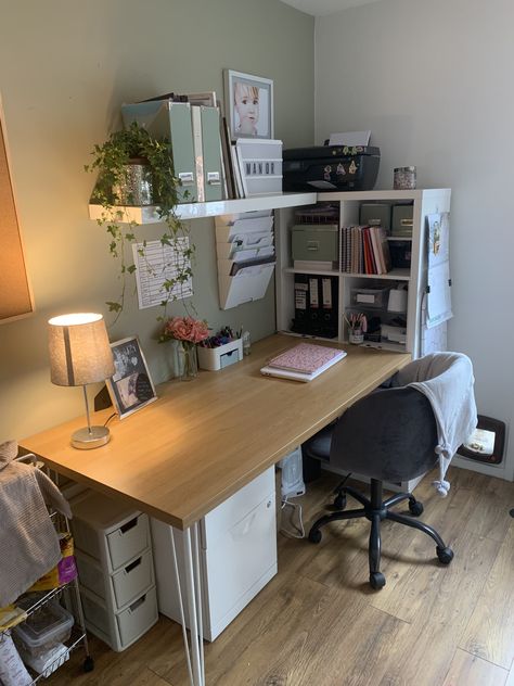 Desk Next To Closet, Desk Setup With Bookshelf, Desk Placement In Bedroom, Ikea Lagkapten Desk, Small Bedroom Desk Setup, Working Space In Bedroom, Study Room Minimalist, Bedrooms With Desks, Cozy Room Desk