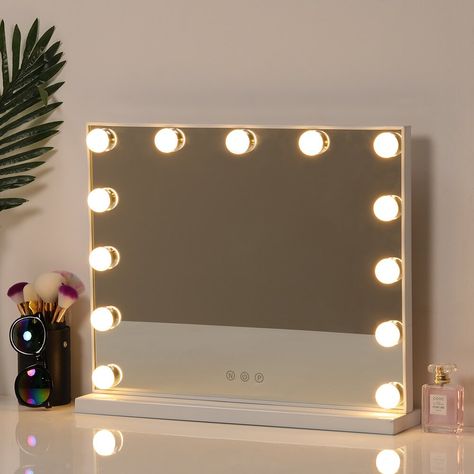 Makeup Bord, Estilo Kitsch, Bulb Mirror, Hollywood Vanity Mirror, Hollywood Lights, Interior Led Lights, Hollywood Mirror, Mirror With Led Lights, Dressing Mirror