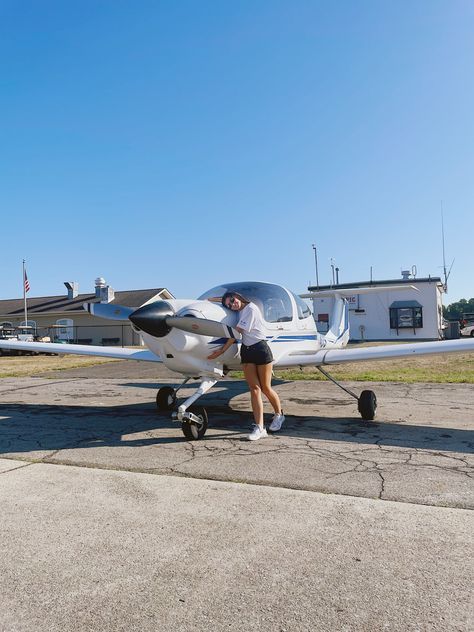 Plane | Pilot | Student pilot | pilot aesthetic Aviation Student Aesthetic, Commercial Pilot Aesthetic, Private Pilot License Aesthetic, Airline Pilot Aesthetic, Pilot School Aesthetic, Pilot Uniform Woman, Girl Pilot Aesthetic, Flight School Aesthetic, Private Pilot Aesthetic