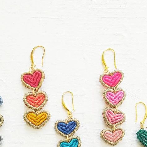 Demica Jewelry on Instagram: "I really fell in love with these little hearts🤍 I hope you like them too... I have a lot more heart to share with you. So keep your eye on me🤗 . . . #macrameearring #macrameearrings #macramejewellery #macramejewelry #handmadeearring #heartearrings #heartearrings #heartmacrame #macrameheartshape #macramrhearts #macramedesign #macrameart #macrameartist #makrameeohrringe #makrameeschmuck #makromeküpe #micromacrame #micromacrameearrings #tadaan #micromacra" Macrame Heart, Macrame Jewellery, Macrame Earrings, Macrame Art, Macrame Design, Micro Macrame, Macrame Jewelry, Fell In Love, Heart Earrings