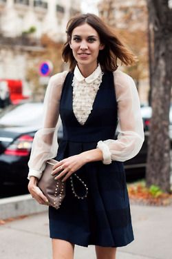 Alexa Chung Style, Moda Retro, Alex Turner, Pinafore Dress, Alexa Chung, Style Crush, Looks Chic, Look Vintage, 가을 패션