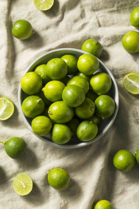 Lime Snack, Green Lemon, Lime Fruit, Lemons And Limes, Lime Aesthetic, Lime Photoshoot, Well Being, Lemon Lime Aesthetic, Lime Drink Aesthetic