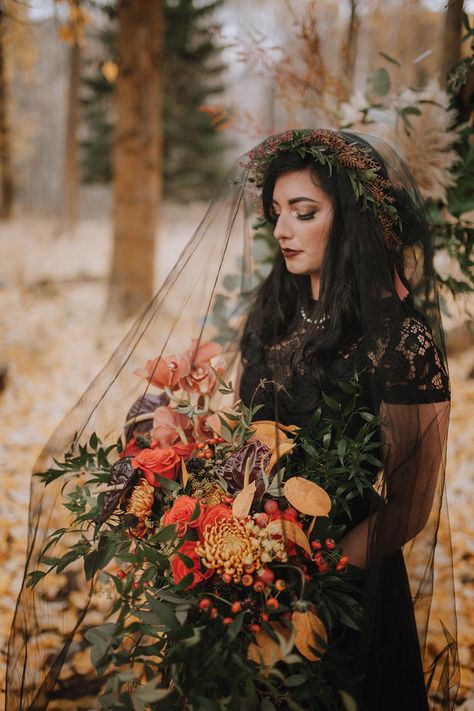 Moody Autumn Vow Renewal With An Off-Beat Ceremony Backdrop ⋆ Ruffled Moody Autumn, Witch Wedding, Dark Wedding Theme, Goth Wedding, Dark Wedding, Moody Wedding, Fall Wedding Decorations, Ceremony Backdrop, Gothic Wedding