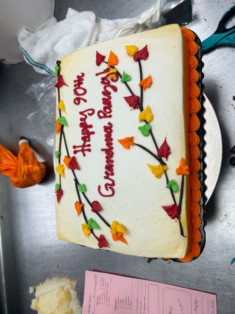 Rectangle Cake Decorating Ideas Simple, Fall Sheet Cake Ideas, Thanksgiving Sheet Cakes, Autumn Sheet Cake Decorating, Fall Themed Sheet Cakes, Fall Cake Designs Sheet Cake, Sheet Cake Halloween Designs, Fall Sheet Cakes Decorated, Fall Cakes Decorating