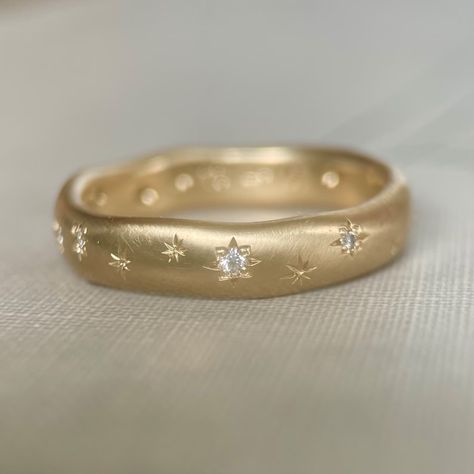 Star Wedding Band Celestial Eternity Ring With Star Set - Etsy Rings With Stars, Constellation Wedding Band, Star Band Ring, Wedding Ring Not Diamond, Star Setting Ring, Inset Wedding Rings, Sun Wedding Band, Handmade Wedding Ring, Funky Wedding Band