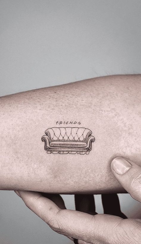 Friends Couch Tattoo, Friends Tv Show Inspired Tattoo, 90 Tattoo Ideas, Friends Themed Tattoos, Friends Inspired Tattoo, Friends Show Tattoo Ideas, Friends Tv Tattoo, Tattoo Friends Serie, Friends Show Tattoo