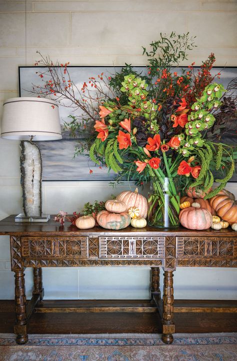 Texas Sophisticate - Flower Magazine Amaryllis Arrangement, Coffee Table Arrangements, Flower Magazine, Fall Arrangements, Fall Thanksgiving Decor, Cymbidium Orchids, Autumn Decorating, Coffee Table Styling, Fall Flowers