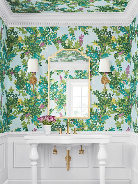 Central Park Wallpaper, Thibaut Wallpaper Bathroom, Large Print Wallpaper, Park Wallpaper, Mystic Garden, Thibaut Wallpaper, H Design, Unique Wallpaper, Bathroom Wallpaper