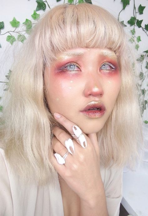 @michellemoe on Instagram Tooth Fairy Costumes, Futuristic Makeup, Artsy Makeup, Angel Makeup, Kawaii Makeup, Theatrical Makeup, I Cried, Fairy Makeup, Fantasy Makeup