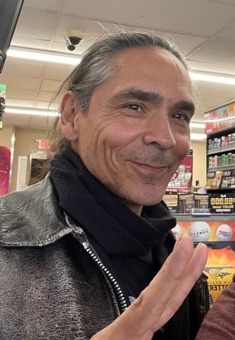 Indigenous Men, Nepo Baby, Native American Actors, Zahn Mcclarnon, Native American Men, Simply Irresistible, Sketchbook Ideas, Parking Lot, American Actors