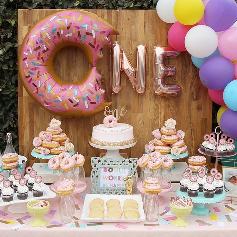 When it comes to throwing your child's first birthday party, there's no shortage of themes or inspiration on the internet. From Instagram to Pinterest and Doughnut Party, Donut Themed Birthday Party, Birthday Donuts, Donut Birthday Parties, First Birthday Party Themes, First Birthday Themes, Donut Party