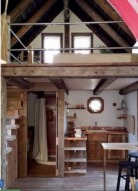 Shed Design Interior, Shed To Tiny House, Tiny House Interior Design, Tiny House Loft, Design Hacks, Tiny House Listings, Tiny House Inspiration, Tiny House Kitchen, Modern Tiny House