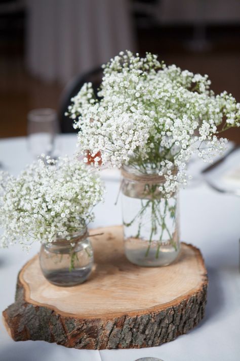 Vintage Engagement Rings Simple, Vintage Engagement Rings Art Deco, Deco Champetre, Wood Centerpieces, Rustic Mason Jars, Babies Breath, Wine Bottle Diy Crafts, Vintage Engagement Rings Unique, Mason Jar Wedding