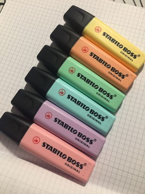 Highlighter - STABILO BOSS ORIGINAL Pastel - Wallet of 6 - Assorted Colors #backtoschool #schoolaesthetic #aesthetic #notesaesthetic #notebooks #pastel #stabilo #school #backtoschoolsupplies Organisation, Stabilo Aesthetic, Pastel Highlighters Pens, Pastel Highlighters, Girl School Supplies, Pastel Highlighter, Stationery Obsession, Study Stationery, Cool School Supplies