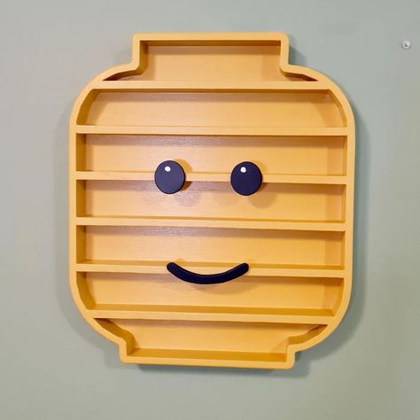 Lego Head Minifigurine Display Shelf : 12 Steps (with Pictures) - Instructables Diy Lego Head Storage, Lego Helmet Display Ideas, Brickheadz Display Ideas, Shelf Spacing, Lego Display Ideas, Sliding Mitre Saw, Lego Head, Lego Display, Marine Plywood