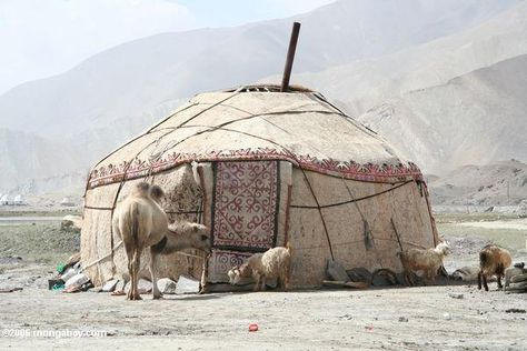 Kazakh Culture, Mongolian Tent, Draw Buildings, Mongolian Culture, Mongolian Yurt, Natural Architecture, Skull Stencil, Cultures Around The World, Den Ideas