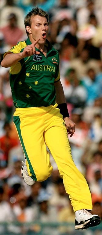 Brett Lee A Former Professional Cricketer of Australia and a Channel Nine Cricket Commentator Dale Steyn, Cricket Images, Australia Cricket Team, Brett Lee, History Of Cricket, About Cricket, Fast Bowling, Australia Cricket, Cricket Player