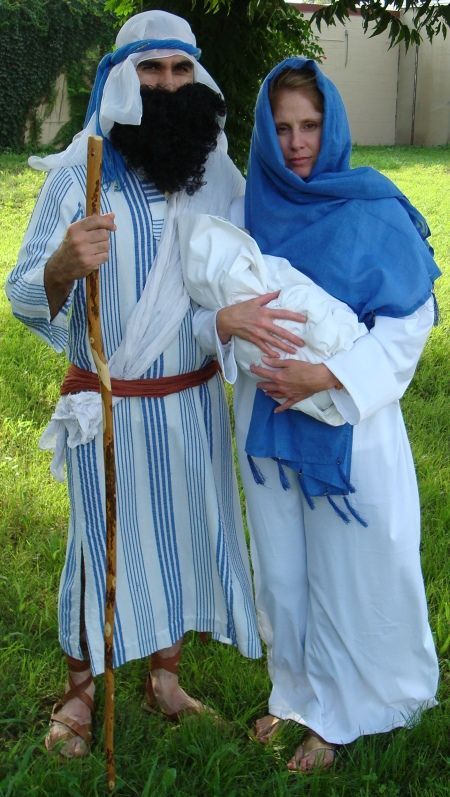 Joseph and Mary Christmas Pageant Costumes, Christmas Bible Character Costumes… Nativity Scene Costumes Diy, Nativity Costumes For Adults, Joseph Costume Nativity, Nativity Scene Costumes, Joseph And Mary Costume, Christmas Pageant Costumes, Mary Nativity Costume Diy, Diy Mary And Joseph Costumes, Wise Men Costume Diy