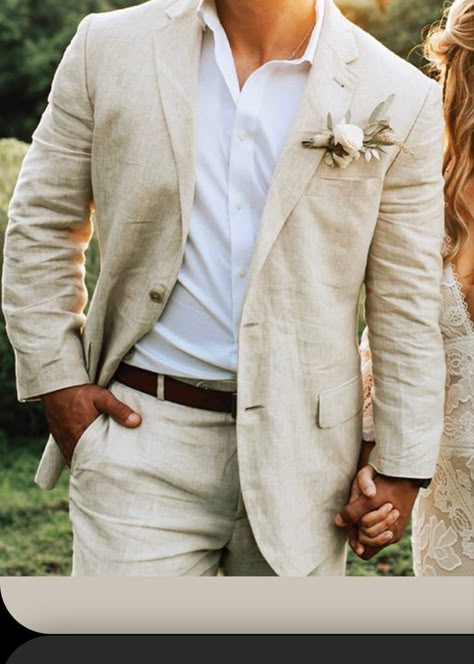 Beige Linen Suit Groom, Khaki Groom Attire, Linen Wedding Suit Casual Grooms, Tuscany Wedding Groom Outfit, Groom Style Casual, Beige Linen Suit Men, Groomsmen Attire Linen, Simple Groom Attire, Garden Wedding Suit