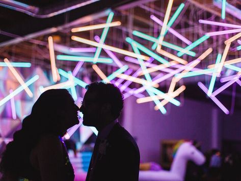 The Best '90s-Themed Wedding Ideas 90s Wedding Reception, Wedding 90s Theme, 90s Wedding Decor, 90s Theme Wedding Reception, 90s Theme Wedding, 90s Wedding Theme, 80s Wedding Aesthetic, 90s Wedding Aesthetic, 80s Wedding Theme