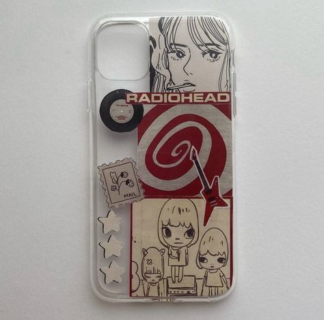 Phone Stickers Cute, Phonecase Drawing Idea, Things To Put In Phone Case, Sticker Phone Case Ideas, Aesthetic Pictures For Phone Case, Phone Cases Aesthetic Grunge, Phone Decoration Ideas, Phone Case Inspiration, Decorating Phone Case