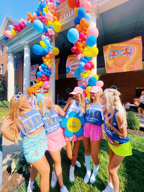 Cute Bid Day Themes, Starlight Preppy, Unique Bid Day Themes, Sorority Bid Day Themes, Bid Day Ideas, Sorority Work Week, Sorority Themes, Preppy Pfp, Recruitment Themes