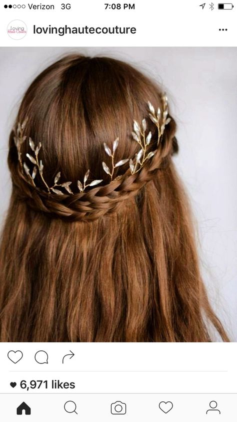 Brown Hair Princess, Royal Aesthetic, Peinados Fáciles Para Cabello Corto, Princess Hairstyles, Princess Aesthetic, Boho Braids, Retro Hairstyles, Braided Updo, Hair Vine