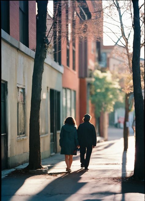 Capture the Moment: Street Photography with Leica Summicron and Kodak Portra  Step into the streets with us as we explore the magic of street photography captured with the legendary Leica Summicron 35mm f2.0 lens and the timeless Kodak Portra 400 film. Prepare to be mesmerized by the gritty textures, candid moments, and atmospheric beauty. 📸 #streetphotography #leica #kodak #filmphotography #urbanexploration #photojournalism 35mm Street Photography, Candid Street Photography, Leica Photography, Portra 400, Kodak Portra, Urban Exploration, Candid Photography, Photography Projects, Leica