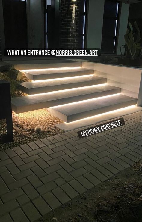 Outdoor Entrance Stairs Design, Steps Exterior Design, Exterior Entrance Stairs, Foyer Steps Entrance, Entrance Steps Outdoor, Floating Entrance Steps, Front Stairs Ideas Exterior Entryway, Outdoor Entrance Stairs, Stairs Leading To Front Door Entrance