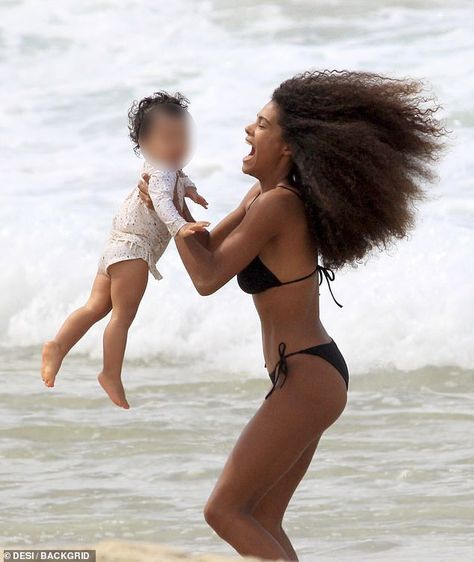 Tina Kunakey And Vincent Cassel, Tina Kunakey Brazil, Tina Kunakey Pregnant, Tina Kunakey Vincent Cassel, Vincent Cassel Tina Kunakey, Tina Kunakey Style, Tina Kunakey, Mom Aesthetic, Vincent Cassel