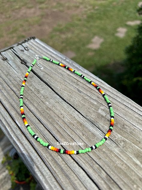 Neon Western Beaded necklaces made from glass seed beads and 18 inches with extender. Custom, affordable western jewelry with extenders. ( Disclaimer: All items are uniquely crafted and created by GenZCreations. Our Items are NOT AUTHENTIC American Indian or Alaska Native American nor do they represent any Indian Tribe) Custom orders available, contact us here. The artisan work is handmade, so each piece is unique and may vary slightly from the picture, making each piece one of a kind. Western Bead Bracelet Ideas, Western Seed Bead Bracelets, Making Beaded Necklaces, Western Seed Bead Necklace, Western Beaded Jewelry, Western Beaded Necklace, Neon Western, Diy Western Jewelry, Western Jewelry Necklace