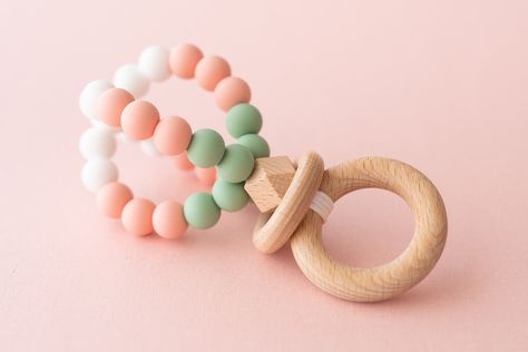 Silicone Baby Toys, Diy Teethers, Baby Crafts Diy, Wood Hexagon, Baby Toys Diy, Soother Clips, Teether Toys, Dummy Clips, Silicone Teether