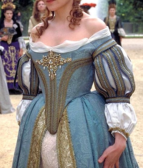 17 Century Dress, 1600 Dress, 1660s Fashion, 17th Century Dress, 18th Century Dresses, 17th Century Fashion, 18th Century Costume, Fairytale Fashion, Period Outfit