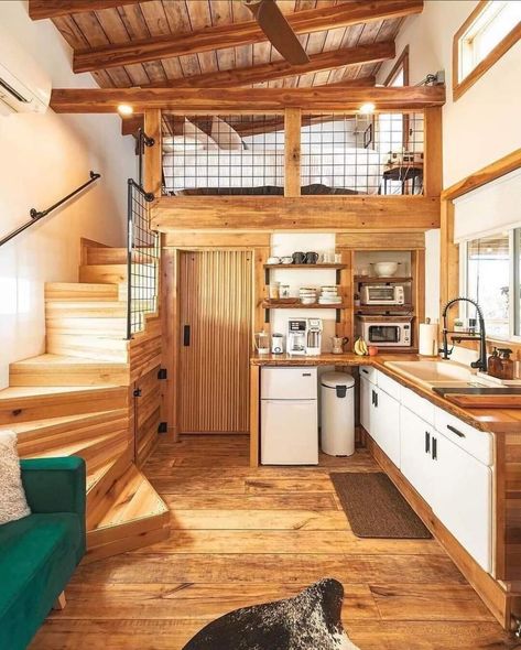 Tiny House Camper, Tiny Houses For Rent, Tiny House Interior Design, Shed To Tiny House, Tiny House Loft, Tiny House Layout, Loft Bedroom, Traditional Cottage, Tiny House Inspiration