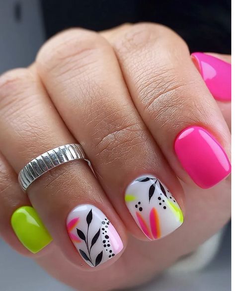 Gel Nails Bright, Gel Nails For Summer, Shellac Nails Summer, Bright Summer Nails Designs, Filipino Fashion, Nails Bright, Pink Designs, Summer Gel Nails, Short Gel Nails