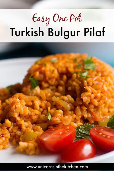 Bulgar Recipes, Alternative To Rice, Bulgur Pilaf, Arabisk Mad, Bulgur Recipes, Pilaf Recipe, Bulgur Wheat, Pilaf Recipes, Wheat Recipes