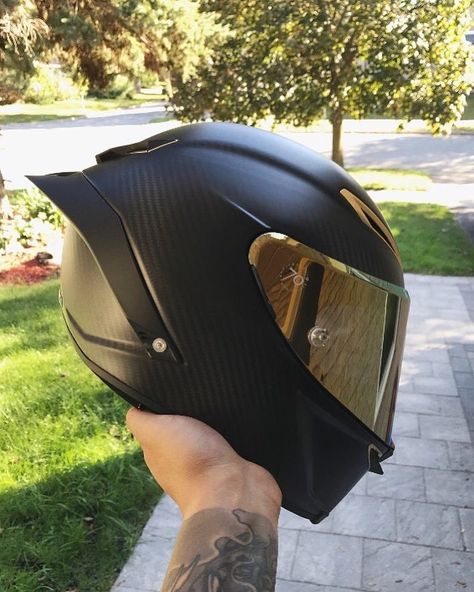 Moto_wetness™ on Instagram: “AGV Fan?✊️😈 Always ride safe & wear your gear👋| follow us for more @moto_wetness ________________________ 📸 @lbtcode Check out:…” Badass Motorcycle Helmets, Sport Bike Helmets, Custom Bike Helmets, Cool Bike Helmets, Motorcycle Helmet Design, Futuristic Helmet, Cool Motorcycle Helmets, Custom Motorcycle Helmets, Мотоциклы Cafe Racers