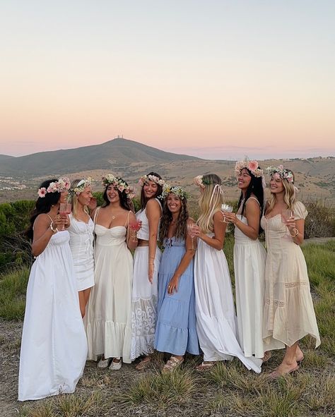 Happy Midsummer 🤍💐 #midsummer #midsummerparty #pinterestinspired #pinterestaesthetic #pinterestgirls #summervibes #summerdress #summeraesthetic #sunsetlovers #midsommar Swedish Midsommar Outfit, Midsummer Party Outfit, Midsommar Birthday, Friends Group Pictures, Porch Photoshoot, Pagan Ceremony, Midsummer Aesthetic, Midsommar Outfit, Midsommar Aesthetic