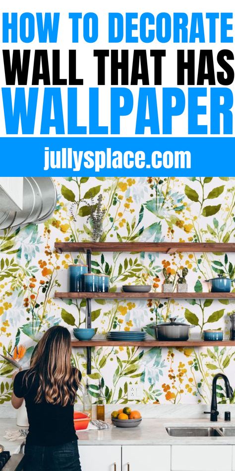 Decorate a Wall That Has Wallpaper Wall Papered Bedroom, Floral Wallpaper Accent Wall, Wallpaper Accent Wall Bedroom, Best Living Room Wallpaper, Interior Design Walls, Room Wall Decoration Ideas, Bedroom Wallpaper Accent Wall, Accent Wall Wallpaper, Floral Wallpaper Bedroom