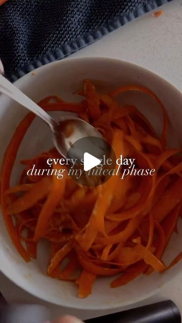 Emily, IINHC | your hormone health bestie on Instagram: "RECIPE BELOW ‼️ your anti-PMS bestie- the raw carrot salad🥕💩 detox to ditch PMS!! 👇🏼

Dr. Ray Peat discovered through his studies that raw carrots were an amazing way to reduce PMS symptoms and help heal the gut and clear up skin issues

raw carrots contain fiber to help bind to + flush out excess hormones, they have natural antibiotic and anti-fungal properties which help heal your gut and clear up your skin

Here ya go!! 👇🏼 screenshot, save, send to ALLLLL your girlfriends!
 
RAW CARROT SALAD:
•1-2 raw carrots, grated or peeled
•1 teaspoon honey 🍯
• 1 teaspoon Dijon mustard
•1/2 t. Apple cider vinegar
•1-2 teaspoons coconut or olive oil
•Dash of salt

🥕 enjoy daily for maximum benefits!

this is just a little taste of what Dr Ray Peat, Clear Up Skin, Raw Carrot Salad, Heal The Gut, Ray Peat, Dressings Recipes, Natural Antibiotic, Heal Your Gut, Raw Carrots