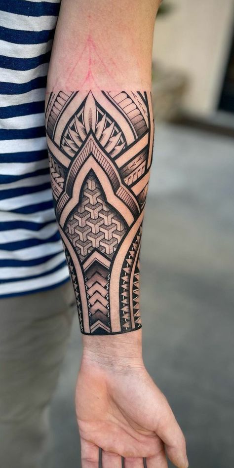 Maori Tattoo Arm, Polynesian Tattoo Sleeve, Ancestral Art, Cultural Appreciation, Tattoo Band, Forearm Band Tattoos, Band Tattoo Designs, Polynesian Tattoo Designs, Full Sleeve Tattoo Design