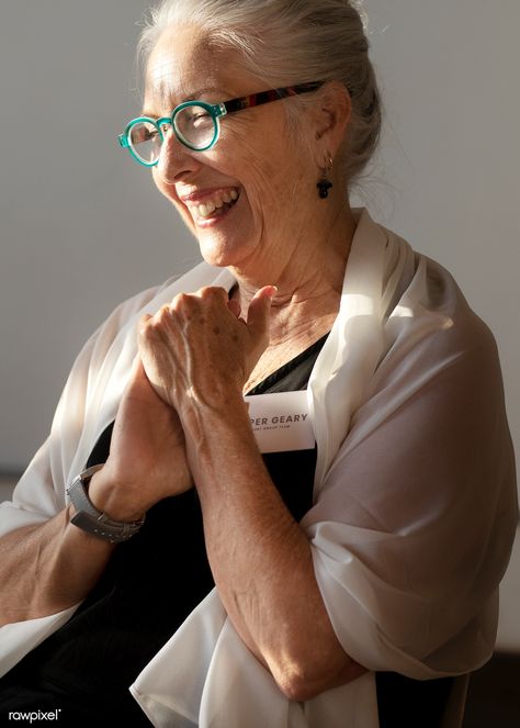 Cheerful senior businesswoman is smiling | premium image by rawpixel.com / McKinsey Healthcare Photography, Laughing Face, Woman Smiling, Women Laughing, Women Writing, Image Ideas, Inspiration Photo, Aesthetic Things, Old Woman