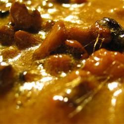 Walnut Brittle, Pecan Brittle, Microwave Peanut Brittle, Microwave Dessert, Best Christmas Desserts, Brittle Recipes, Pecan Rolls, Walnut Recipes, Peanut Brittle