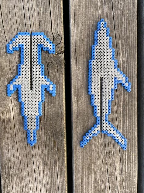 Fom 2d to 3d - How to Make Semi-3D Hammerhead Shark or Rocket With Hama Beads - Instructables Shark Hama Beads, Shark Pearler Beads, Shark Perler Beads, Shark Pixel Art, Bead Shark, 2d Figures, 3d Beads, Kitty Crafts, 2d To 3d